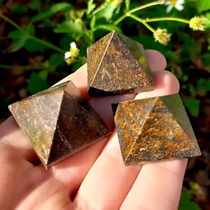 Piedra preciosa curativa de cristal natural de bronce pirámide pulida - 1 pieza - Imagen 1 de 7