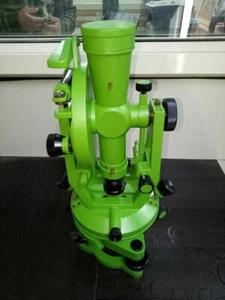 Surveying 20 Second Vernier Transit Green Theodolite For Leveling Traversing - Picture 1 of 4