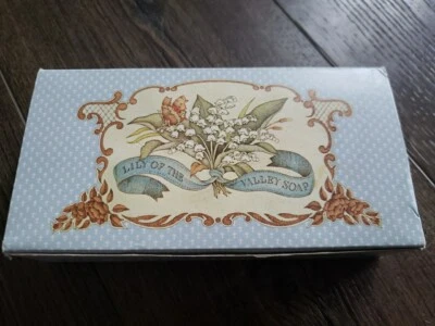 Jabón de baño perfumado Crabtree & Evelyn Lily of the Valley 3 barras 3,5 oz cada una Foto 1 de 4