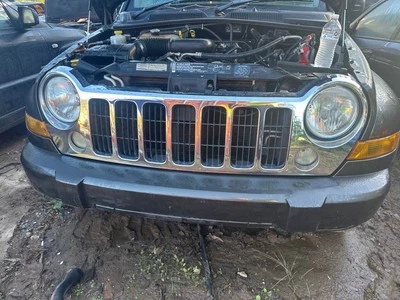 2004 Jeep Grand Cherokee WJ Limited A/C Condenser 03 04 05 Petrol Auto #B721 - image 1 of 4