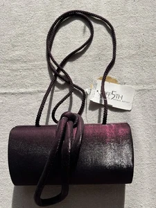 Bolso Bandolera de Noche Saks Off 5th Ave Outlet La Regale Terciopelo Ciruela Nuevo con Etiquetas - Imagen 1 de 6
