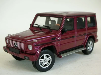 AutoArt 1/43 Mercedes-Benz W463-G LWB SUV die-cast model purple-red - Image 1 of 4
