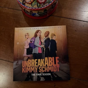 UNBREAKABLE KIMMY SCHMIDT Final Season 4 (Part 2) Netflix 2019 Emmy FYC DVD  - Picture 1 of 5