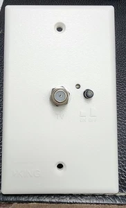 KING Jack™ Power Injector Switch Plate RV Antenna Coax Switch Plate Brand New - Picture 1 of 4