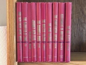 Agatha Christie, Josephine Tey, John Buchan, Eric Ambler & 6 andere berühmte Autoren - Bild 1 von 22
