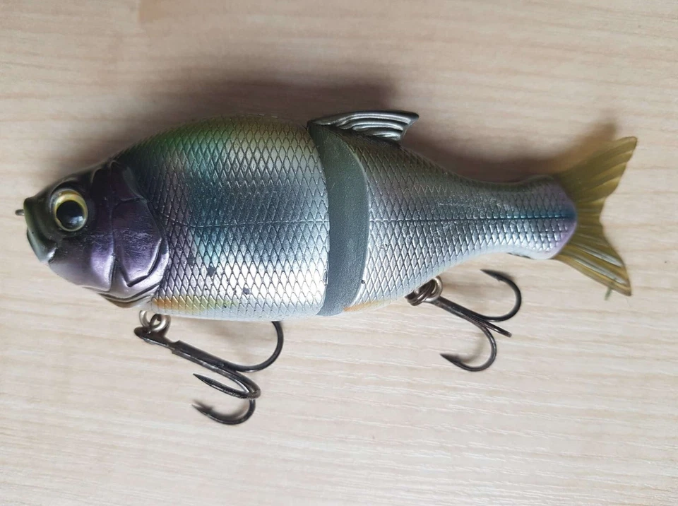 Gan Craft S-Song 115S    115mm  35.3 g sinking - Imagem 1 de 1