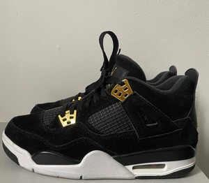 retro 4 royalty