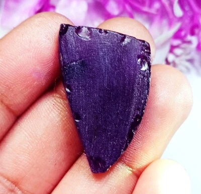 Combodian Violet Zircon Rough 52.40 Ct Loose Gemstone For Sale - Image 1 of 4