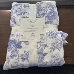 Laura Ashley Purple Floral Toile Plum Reversible Coco Flannel Throw Blanket NEW - Picture 1 of 2