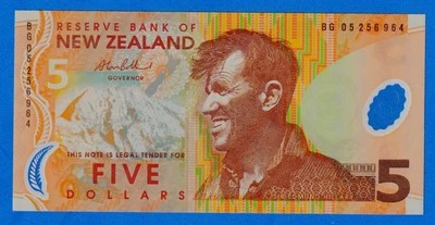New Zealand $5 2005 P-185b  Almost UNC Note BG05256964 - Yellow-Eyed Penguin - Image 1 of 4