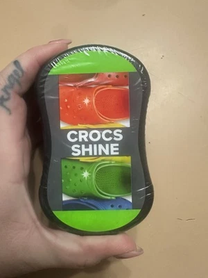 Crocs Shine Shoe Cleaner & Conditioner Sponge - Polisher for Crocs Footwear NEW - Image 1 of 3