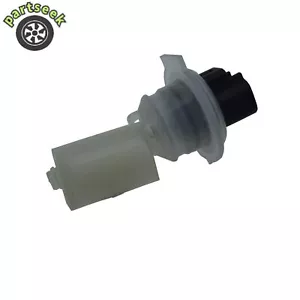 Windshield Washer Level Sensor For Lexus ES350 IS250 Toyota RAV4 CAMRY 1997-2018 - Picture 1 of 10