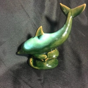 Vintage Blue Mountain Pottery Canada Dolphin Figurine Green Drip Glaze BMP - Picture 1 of 6