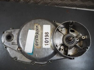 SUZUKI GT550----- 1976 11340-34600 CLUTCH COVER CRANKCASE 10198 - Imagen 1 de 6