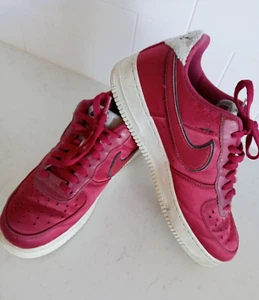 Nike Air Force 1 ' Women's Red Velvet Low Top Sneakers Size US 10 AA0287-602 - Picture 1 of 12