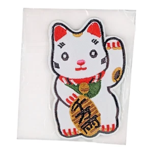 Maneki-neko Sew On Patch The Lucky Cat Japanese Good Fortune Patch - NIP - Picture 1 of 3