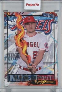 MIKE TROUT Topps Project 70 #582 par King Saladeen - Photo 1/3