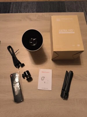  Heimkino-Beamer, Hy300  LCD-Projektor  - Bild 1 von 3