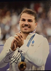 Antoine Dupont Signed Photo France Rugby Olympics PROOF - Picture 1 of 4