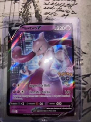Mewtwo V SWSH223 SWSH: Sword & Shield Promo Cards Holo - Image 1 of 2