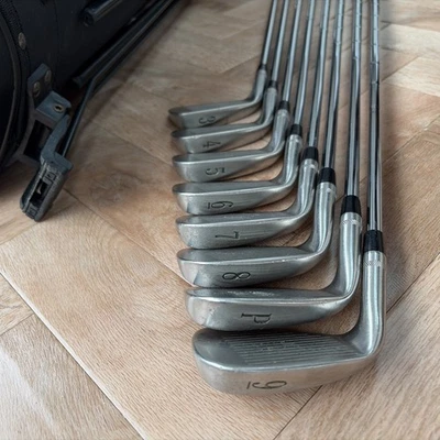 Titleist DCI 990 Irons / 3-9 / Stiff Flex Dynamic Gold Shafts / Right Handed - Image 1 of 4