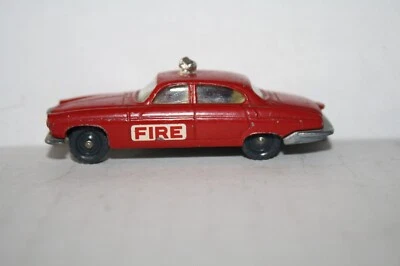 Departamento de Bomberos Jaguar MK10 CAR DIECAST-1/64-BUENO-ROJO-MODELOS HUSKEY-GRAN BRETAÑA Foto 1 de 4