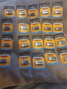 Duracell c size  px28 / 28s  4SR44 544 silver oxide batteries - Picture 1 of 2