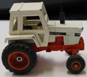 Vintage 1/64 Scale DieCast model of Case 1270 Agri King tractor Ertl/Tomy - Picture 1 of 5