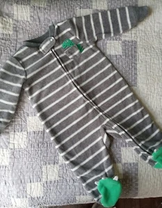 The Baby Duck New and Used Children's Clothing Carter's Fleece Dino PJ'ma 3-6mth - Picture 1 of 3