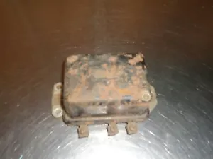 OEM Delco Remy Voltage Regulator 1118301 6V 1940-1952 Buick Chevrolet Pontiac - Picture 1 of 4