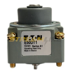 Cabezal de interruptor de límite Eaton E50DT1, pulsador superior, retractor de resorte, NEMA 4X - Imagen 1 de 5