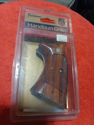 Empuñaduras Pachmayr Foto 1 de 4