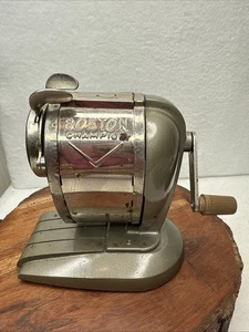 Boston Champion Vintage 1960 Desk Pencil Sharpener Hand Crank with Pinch Feed - Picture 1 of 3