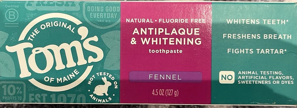 Pasta de dientes blanqueadora de hinojo Toms of Maine 4,5 OZ Foto 1 de 1