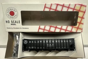 Stewart Hobbies HO Scale D&H Delaware & Hudson 3 Bay 70 Ton Hopper Car Kit #9000 - Bild 1 von 4