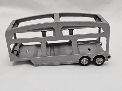 Remolque Disney Cars Mack Truck Dip & Dunk McQueen’s para cambiadores de color – Remolque Foto 1 de 4