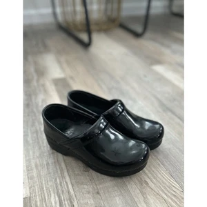 Dansko Women's Professional Clog Black Patent Leather Size 37 Scrubs Medical - Picture 1 of 7