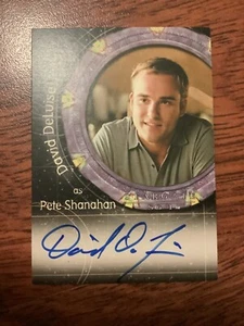 STARGATE SG-1 AUTO CARD DAVID DELUISE AS PETE SHANAHAN A55 2004 RITTENHOUSE - Picture 1 of 1