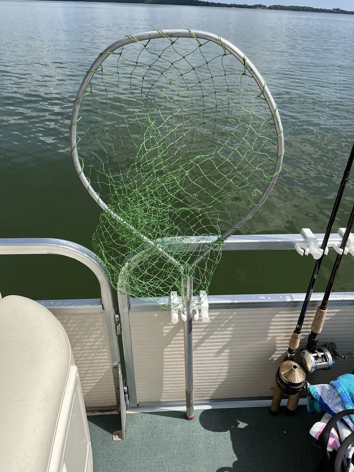 EasyOn The Portable Pontoon Fishing Net Holder Quick Grab! White