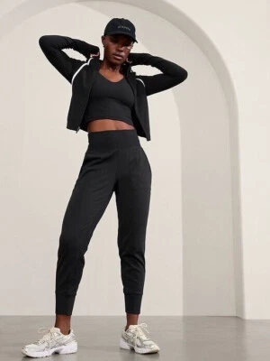 ATHLETA M T 威尼斯中腰慢跑裤中号黑色裤子 #597888 全新 — 第 1/4 张图片