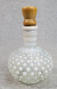 Fenton Wrisley French Perfume Bottle Opalescent Hobnail with Maple Stopper - Picture 1 of 13