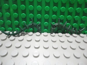 Lego 2 Dark Green spiked leaves vine plant tree whip NEW - Picture 1 of 1