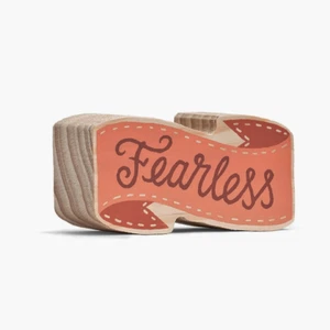Wood Plague Word Sign Coral Inspirational Wall Décor "Fearless" - Picture 1 of 5