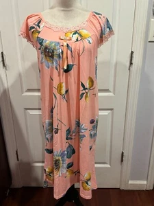 Women Short Sleeve Nightgown Peach Multi Floral w/bow Size L/XL 39"L x 22"W - Picture 1 of 4