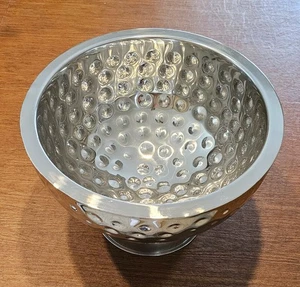 Champagnerschale oder Pflanzgefäß aus Edelstahl in Golfballform - gehämmerte Optik - Bild 1 von 4