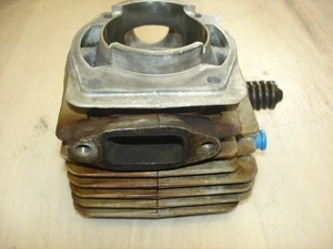 Jonsered 2165 Zylinder MAHLE 50ZN21 W4 ANZEIGE LESEN Motorsäge Teilbehälter 29 #2 - Bild 1 von 10