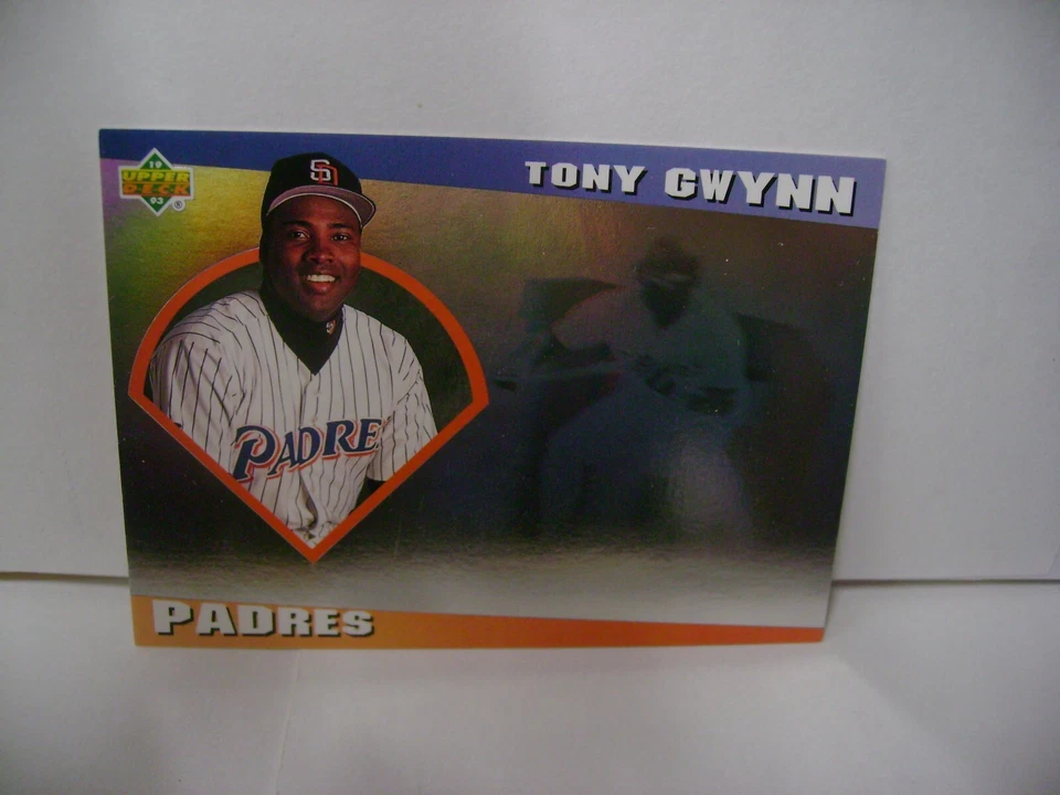 TONY GWYNN  1993 UPPER DECK DIAMOND GALLERY #17 - Image 1 of 1
