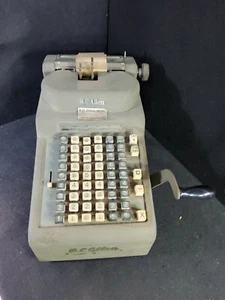 VINTAGE R. C. RC ALLEN BUSINESS MACHINES ADDING MACHINE MODEL # 65 - Picture 1 of 7