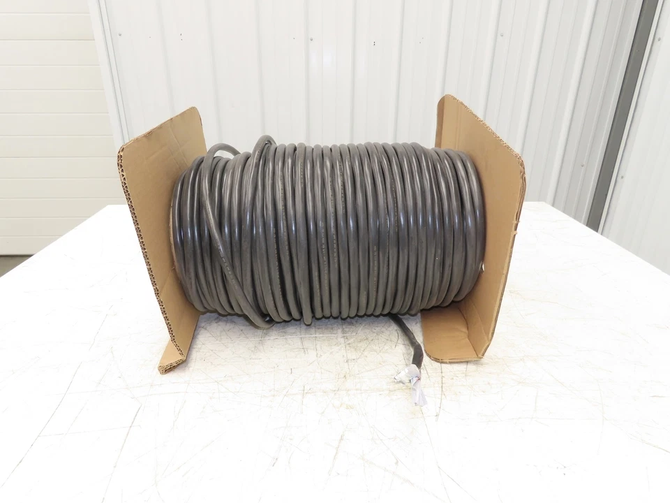 3M 3659/37SF 300 Wire Spool 36AWG 300' 37 Conductor Flat Ribbon Cable 黑色 — 第 1/4 张图片