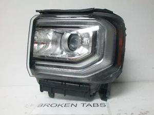 16-18 GMC SIERRA HID XENÓN FARO DRIVER MANO IZQUIERDA LH PESTAÑA ROTA - Imagen 1 de 9